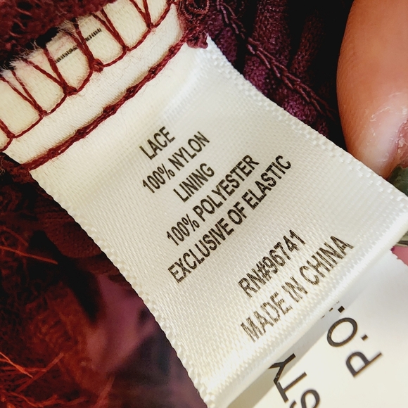 SELF E Red Burgundy Long Sleeves Lace Rush Blouse size S - Picture 10 of 11